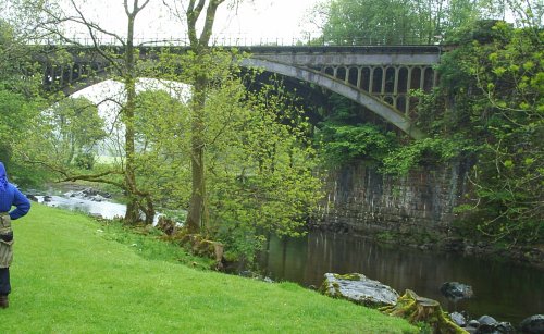 A mighty iron bridge over the River Rawthey-Dee  which carried the now disused railway-line that once served Sedbergh. There is a lovely circular walk from Sedbergh including Brigflatts and the river bank.