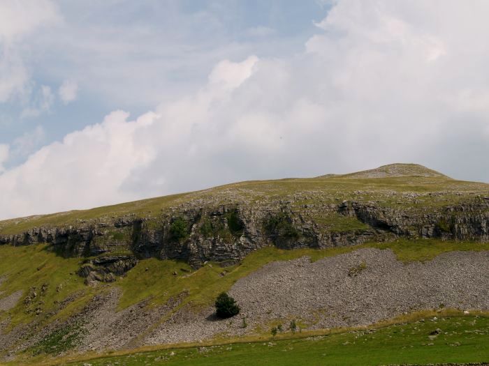 Crummack Dale Austwick Walk