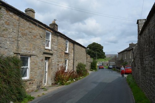 Reeth to Calver Hill Healaugh village River Swale circular walk Swaledale, North Yorkshire, England