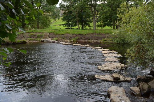 Reeth to Calver Hill Healaugh village River Swale circular walk Swaledale, North Yorkshire, England