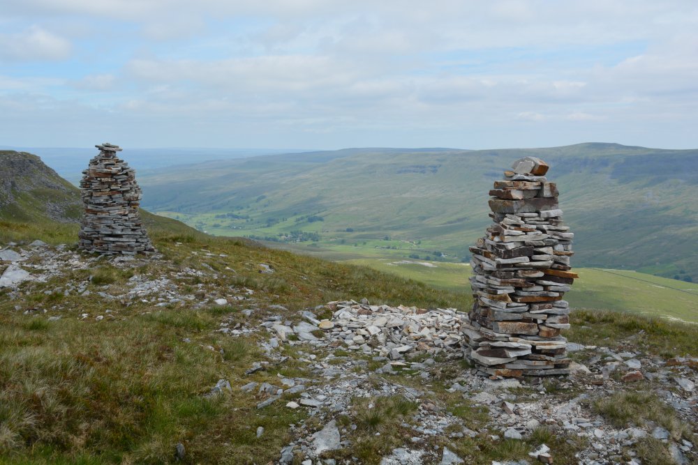  Climbing up Wild Boar Fell, walk from Mallerstang Dale, Cumbria, England