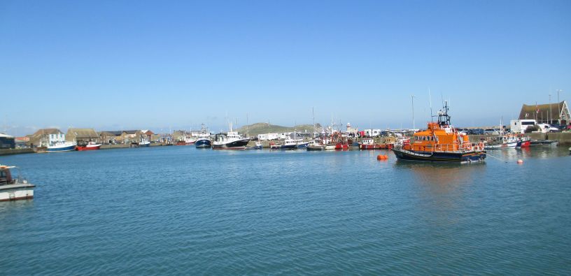  Howth harbour village, Co. Dublin, Ireland