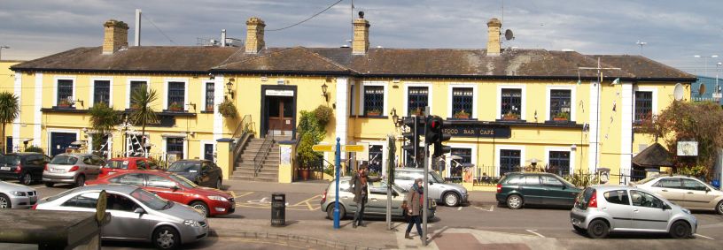  Howth harbour village, Co. Dublin, Ireland
