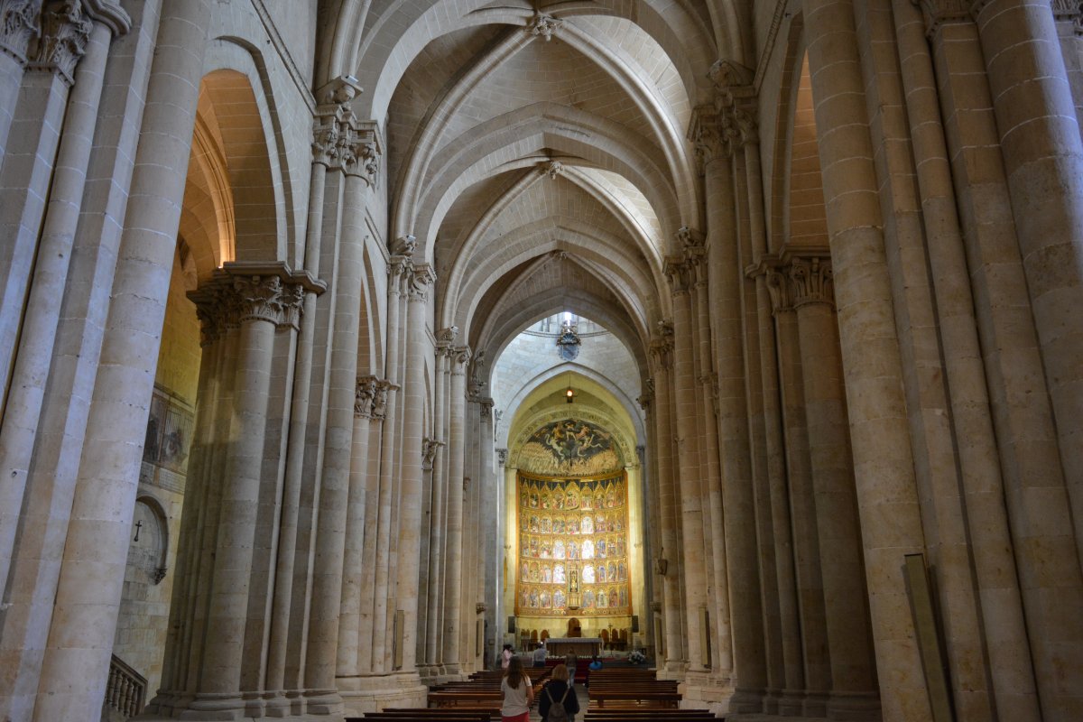  Salamanca Cathedral, Spain