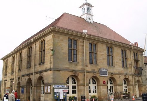 Helmsley Town Hall in Market Square, built 1901.