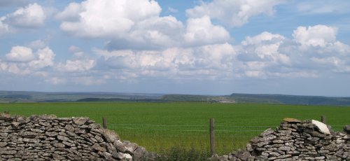 The typical contours of the moorlandscape.