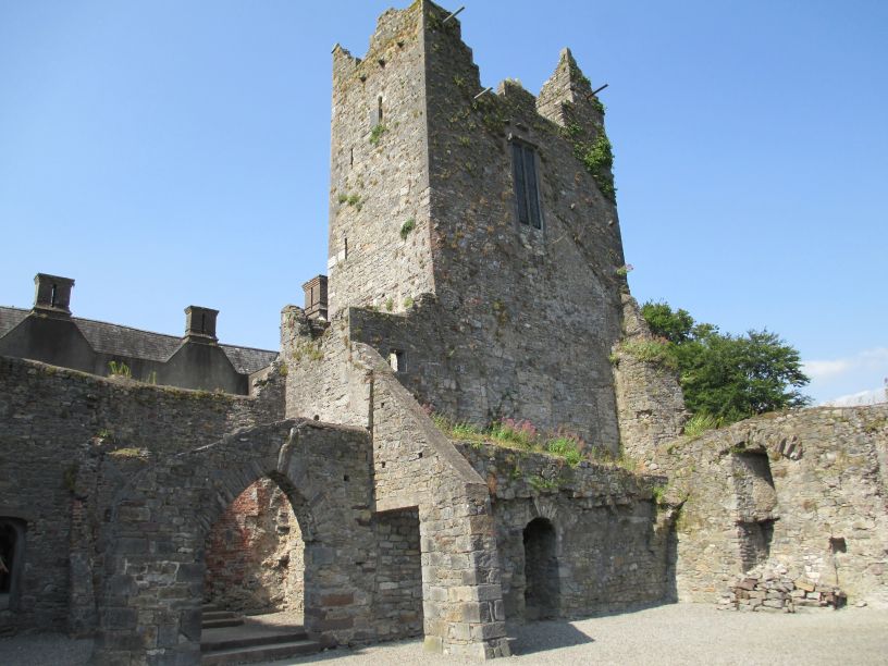 Ormond Castle & Carrick-on-Suir, Co. Tipperary