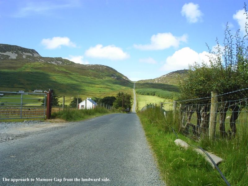 The road to the sea approaching Mamore Gap.