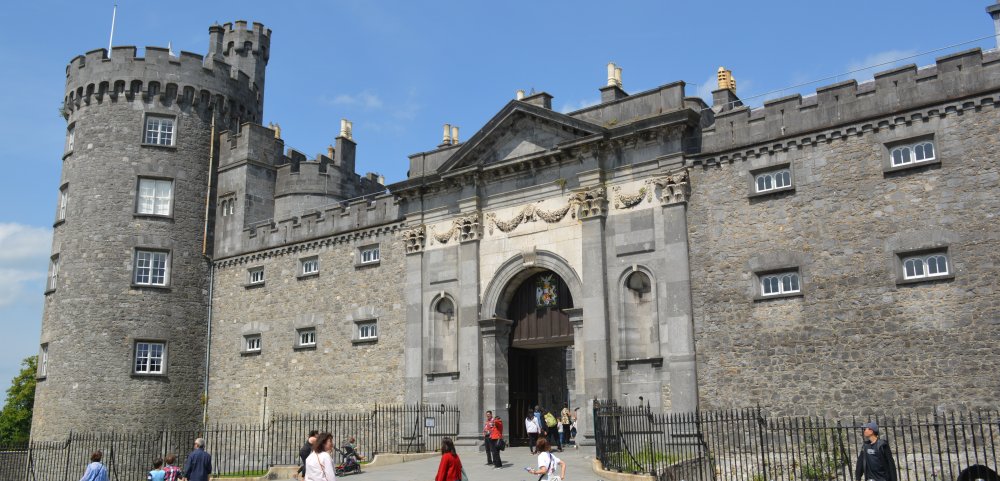 The main entrance to Kilkenny Castle, Kilkenny