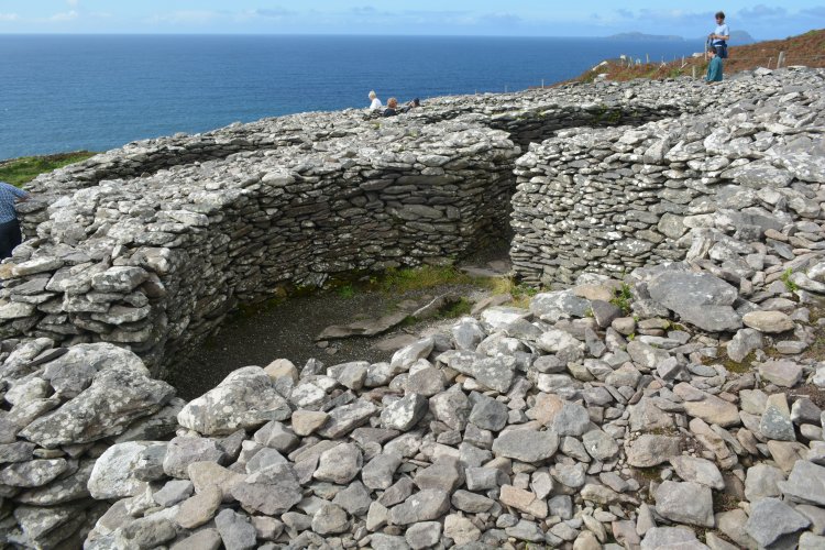 Cashel Murphy (Cathair U� Murch�), on the Wild Atlantic Way, Dingle Peninsula, Co. Kerry, Ireland