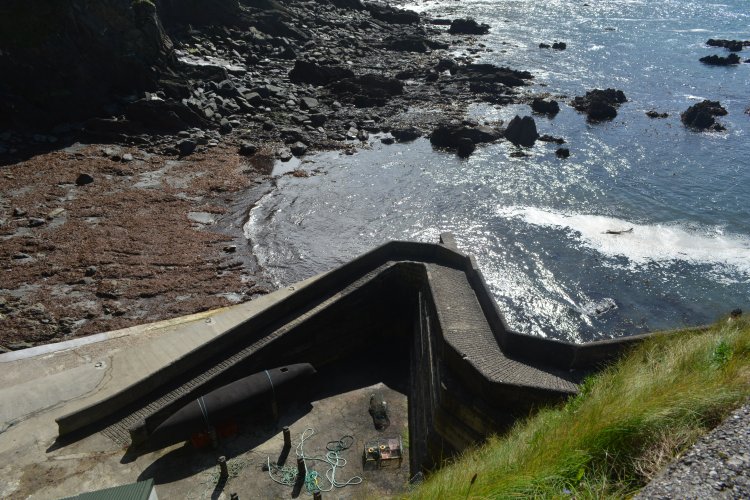 The small concrete pier above Dunquin village pier, Dingle Peninsula, Co. Kerry, Wild Atlantic Way, Ireland