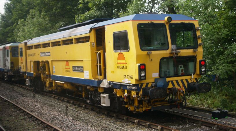 On-track machine 