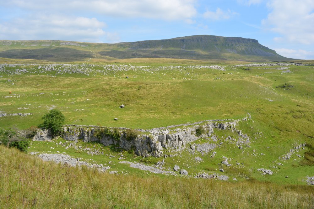 Climbing Pen-y-ghent, walk from Horton-in-Ribblesdale