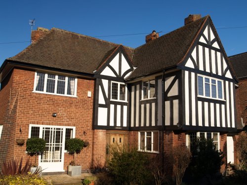 House on Mapperley Road - City of Nottingham, England, English Midlands
