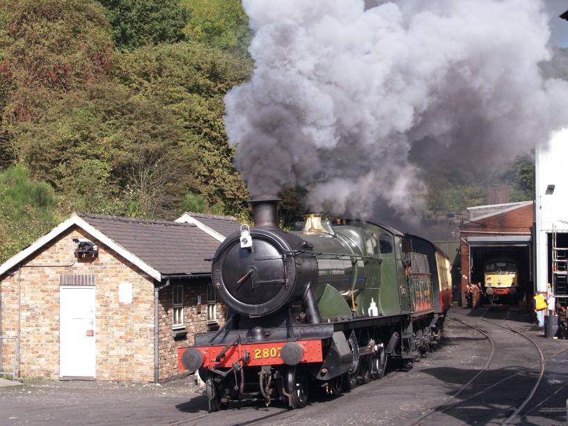 GWR steam locomotive 2807