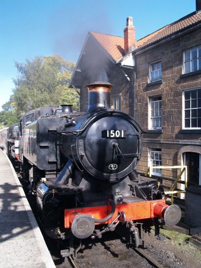 1501 Hawksworth tank engine