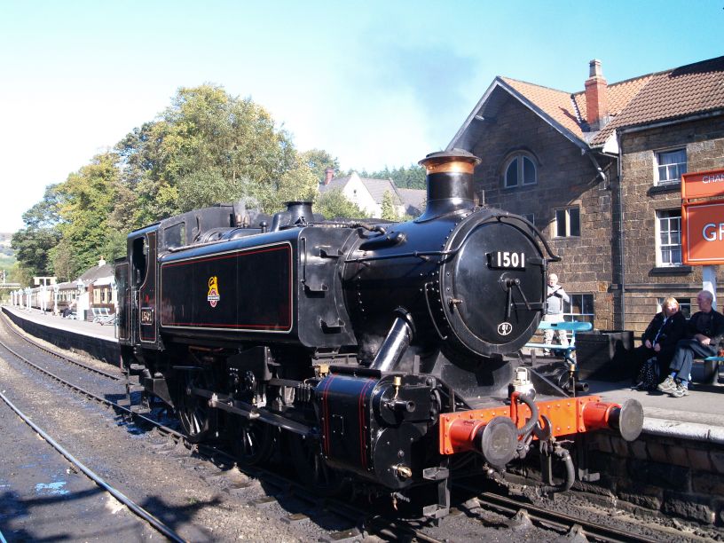 1501 Hawksworth tank engine
