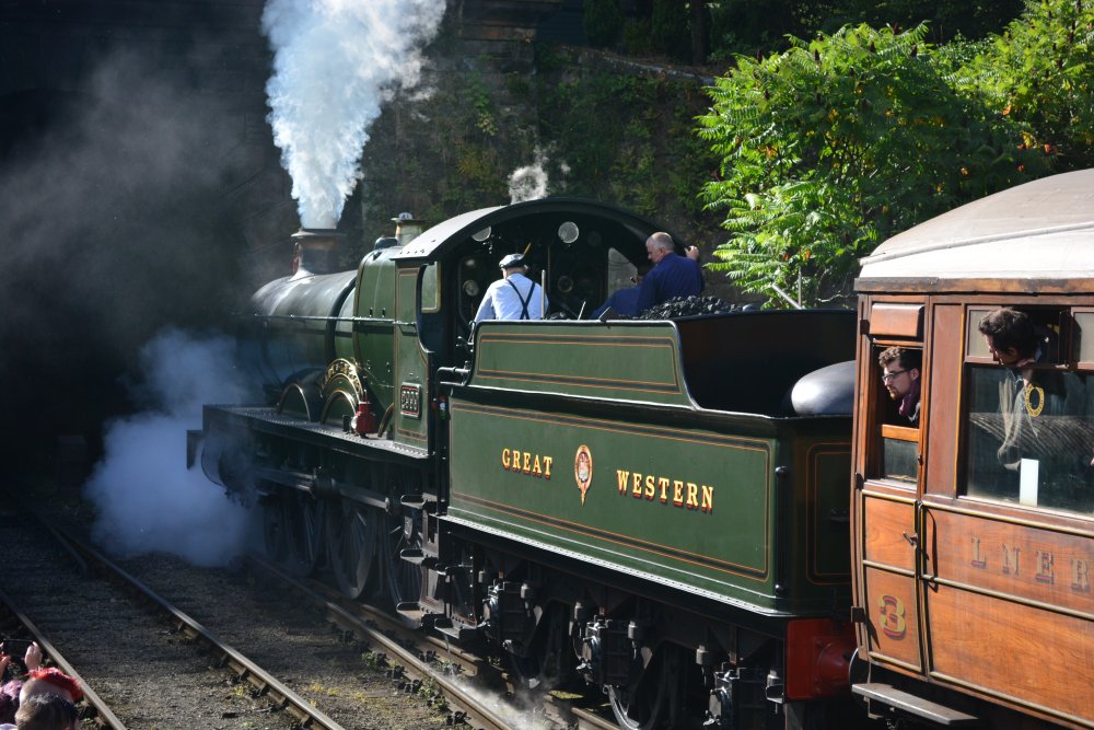 Entering the tunnel at Grosmont, 2999 LADY of LEGEND 2900 Class Saint 4-6-0 GWR steam locomotive