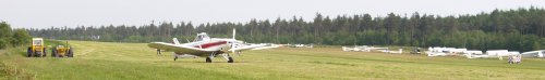 Before descending into Kilburn Woods you go past the airfield where the little piper light aircraft tows the gliders skywards!