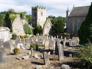 The graveyard of St Mary's (Church of Ireland) and St. Columcille's (Catholic Church) - Inistioge, County Kilkenny, Ireland