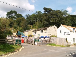 Hole 10 Cafe Bar and Lounge - Ruswarp on the River Esk near Whitby, North Yorkshire, Northern England
