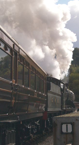 GWR steam locomotive 2807