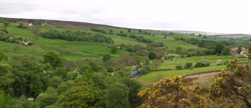 Approaching Commondale.
