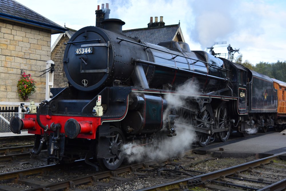 steam locomotive 45428 ERIC TREACY