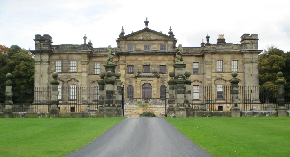 Walking around Duncombe Park Estate