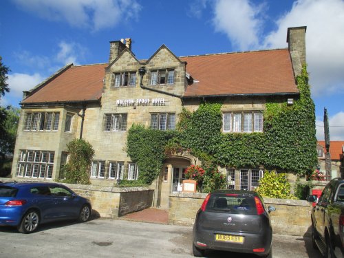 Goathland Mallyan Spout hotel restaurant
