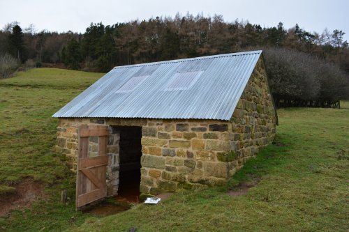 Red House, Northdale, near Rosedale by artist Andy Goldsworthy Hanging Stones art installation project