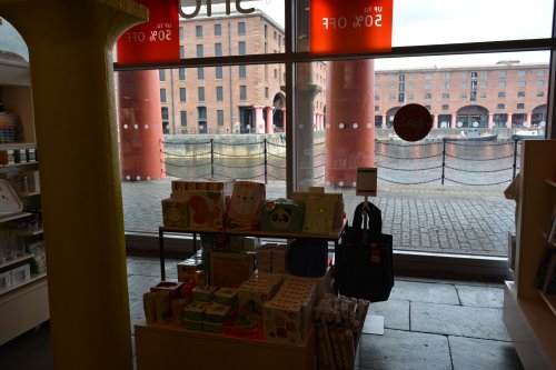 gift shop Tate Modern Liverpool