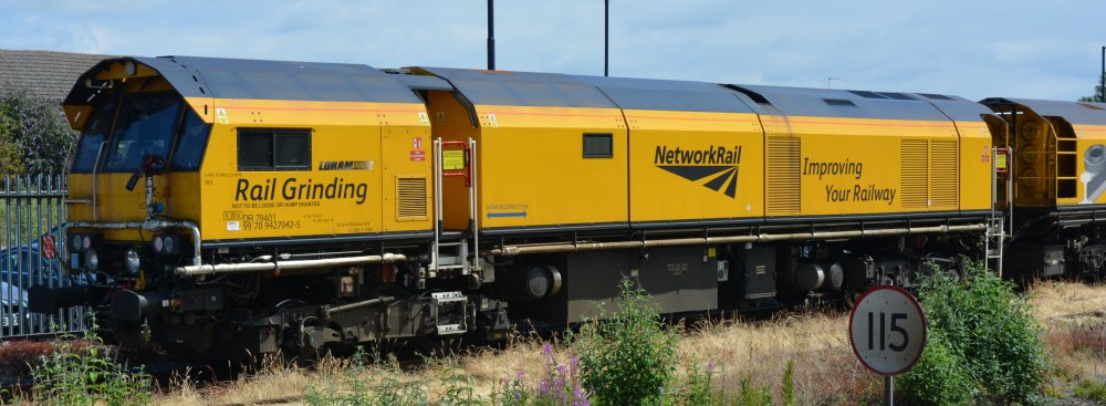 On-track machine 