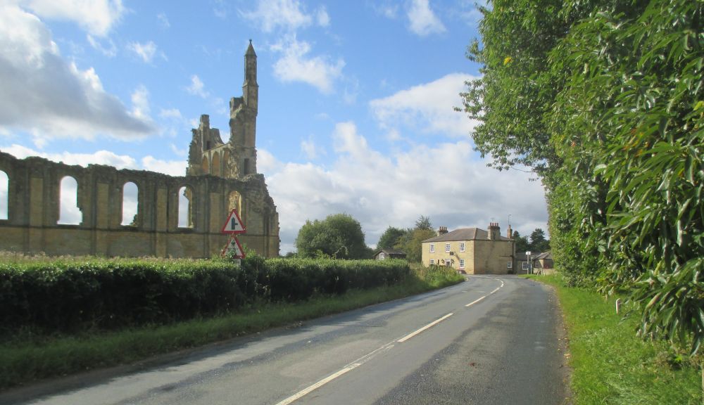 circular walk Byland Abbey Wass Mount Snever Observatory Oldstead