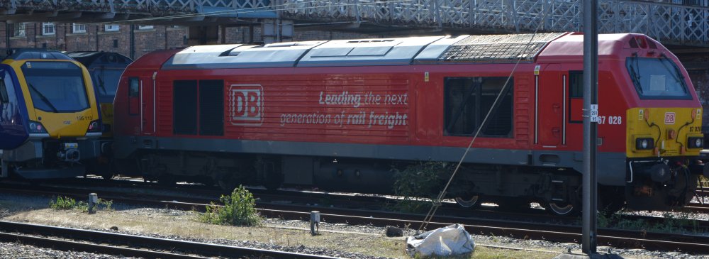 DB red livery Class 67 diesel locomotive 67028 at Doncaster Thunderbird duty!