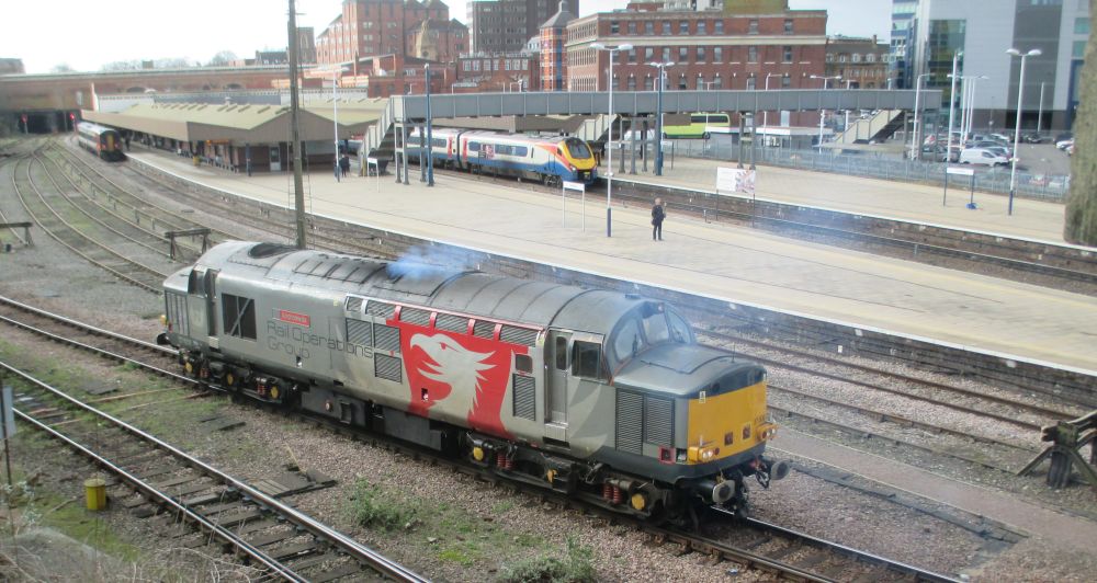 Europhoenix Class 37 (sub-class 37/6) diesel locomotive 37608 ANDROMEDA exiting UK Rail Leasing yard at Leicester (Feb 2020)