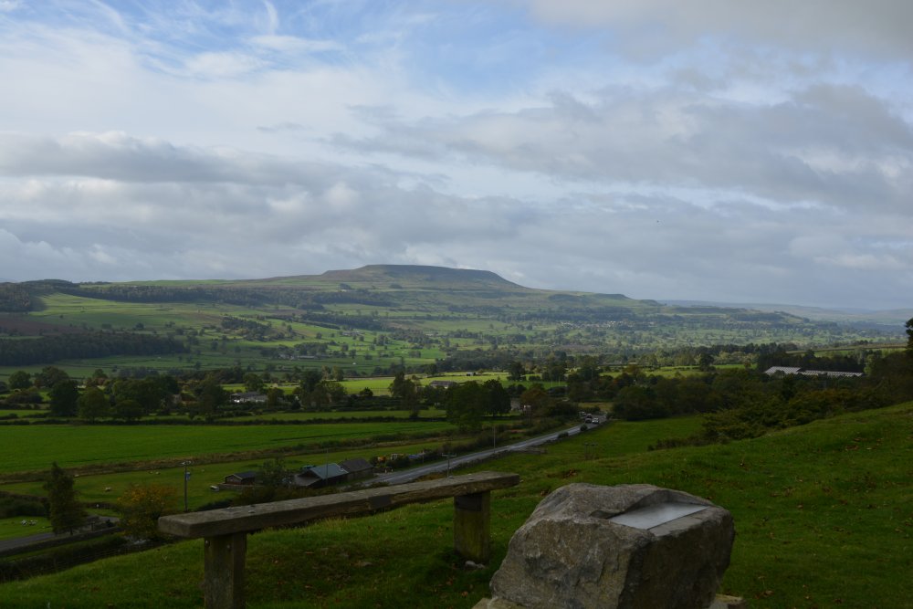 grand view of Pen Hill Leyburn Shawl Circular walk, North Yorkshire, England
