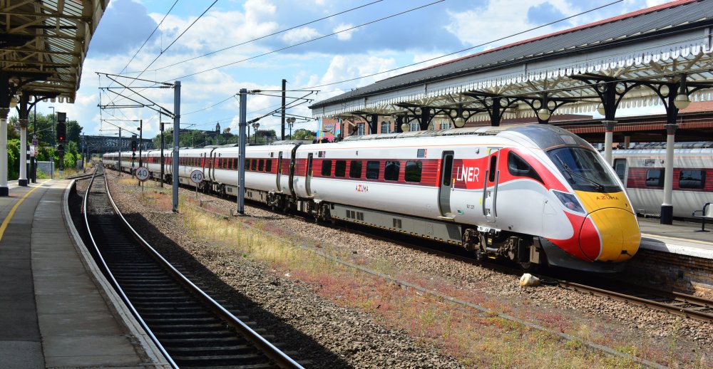 Class 801/1 EMU Class 801 9-car unit 801229 leaving York Station Platform 5 with an LNER AZUMA Edinburgh to London Kings Cross service (August 2021)