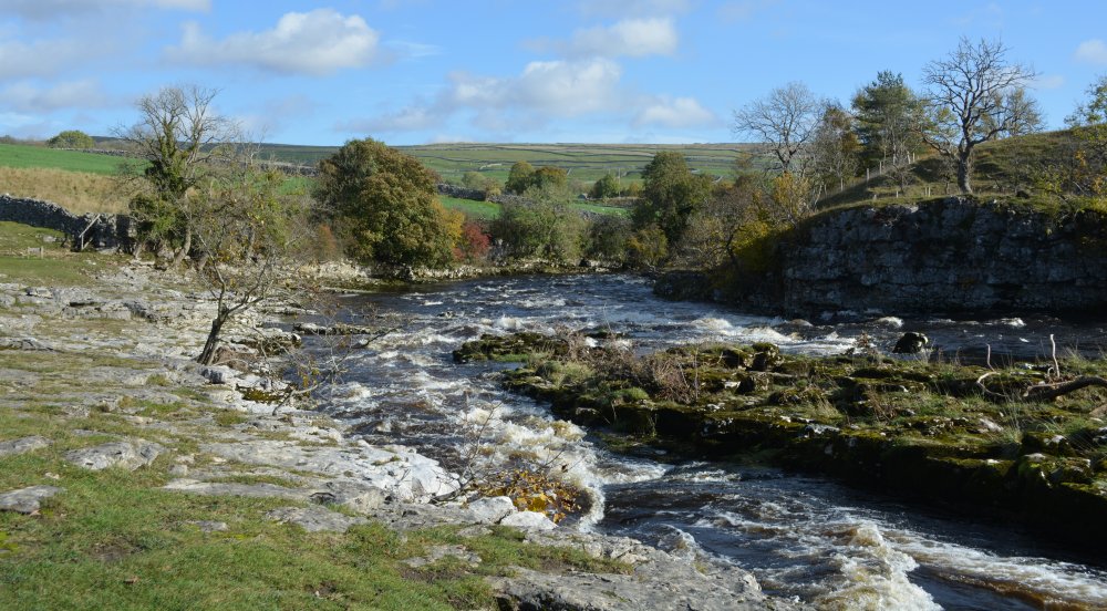 Ghaistrill's Strid on the River Wharfe, a favourite with canoeists and kayakers as well as walkers Circular walk through Grass Wood and River Wharfe from Grassington, Wharfedale, North Yorkshire Dales National Park, England